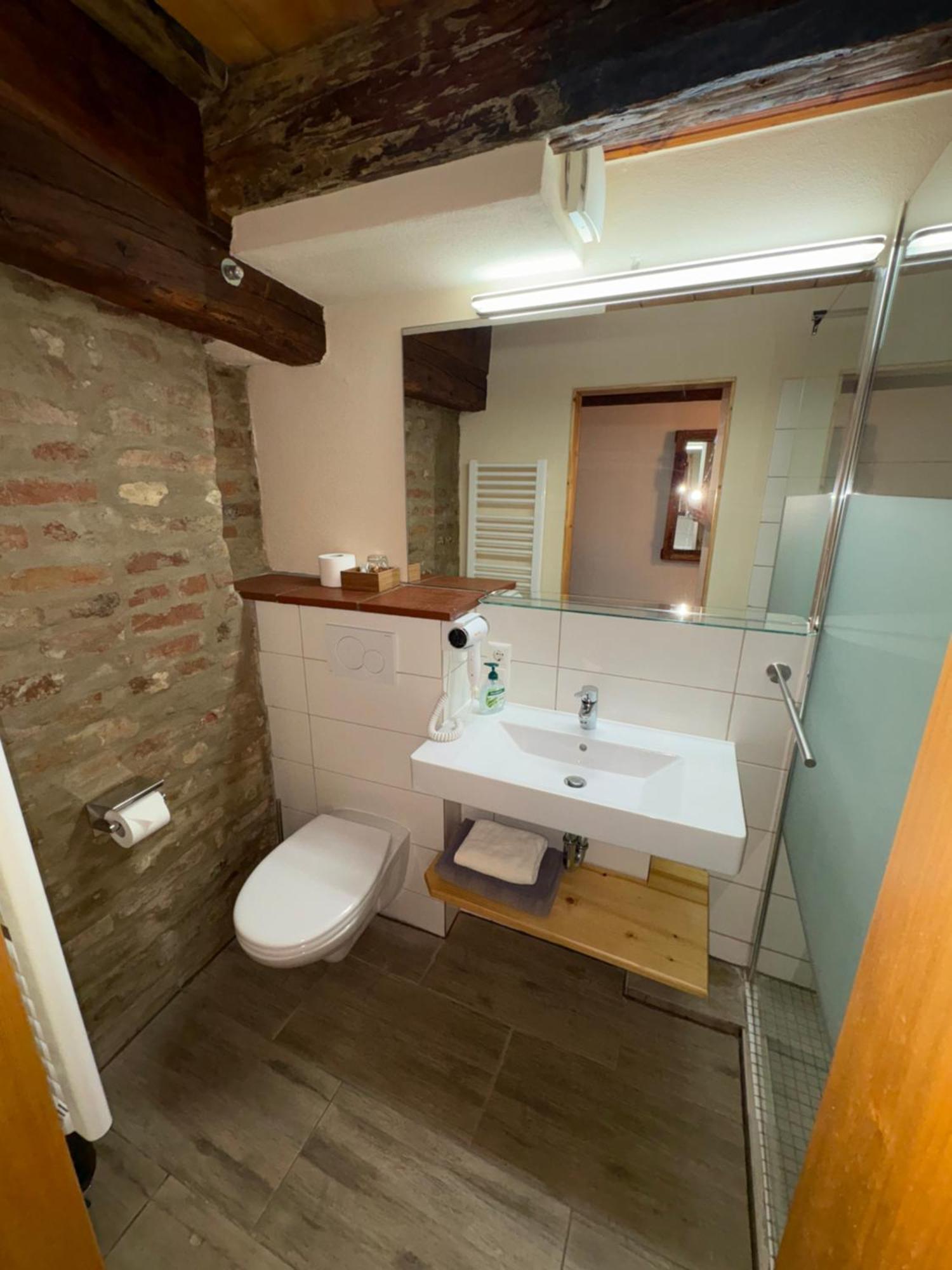 Wirgarten Antik Hotel Dingolfing Exterior foto